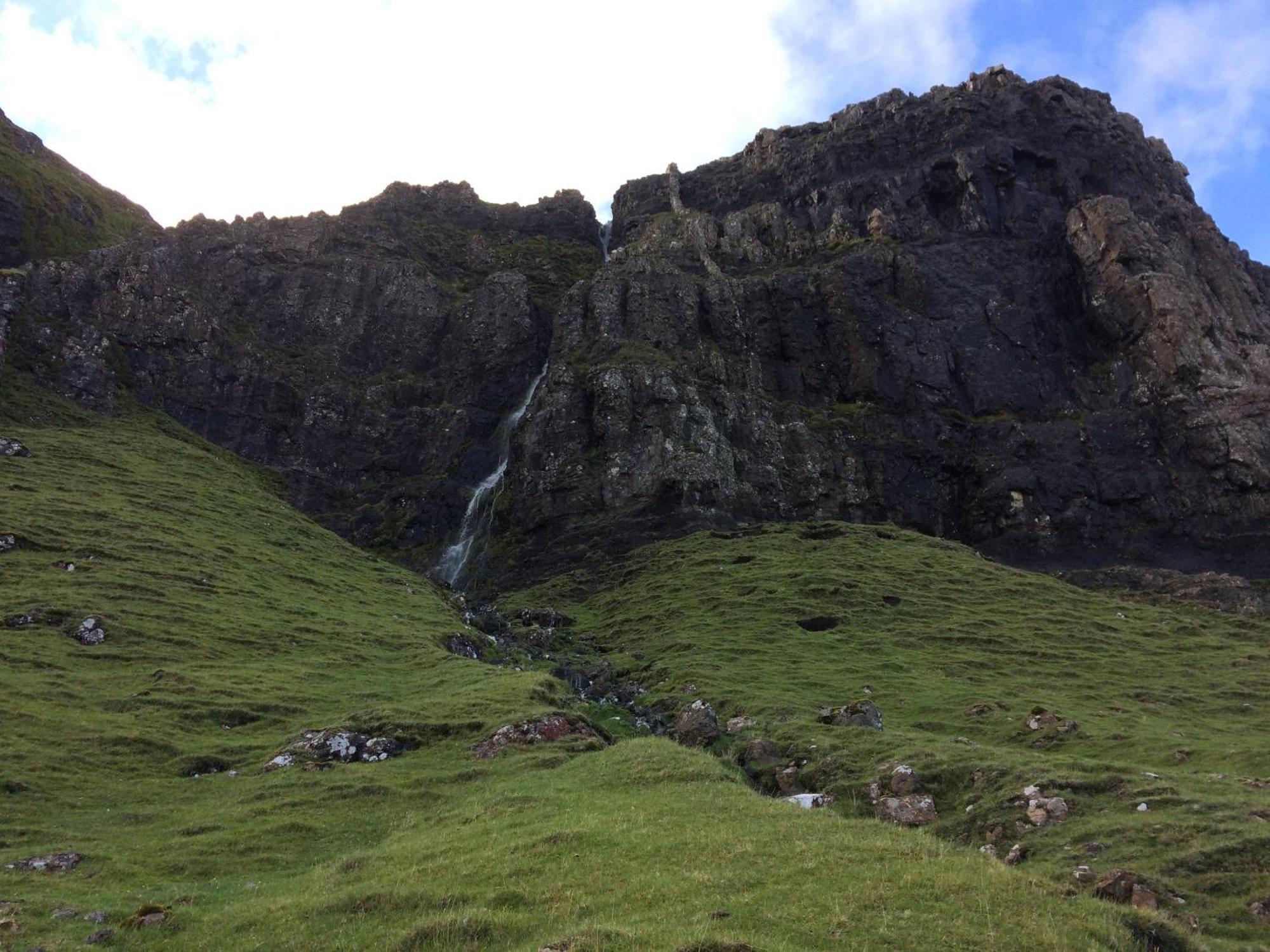 Waterfall View Milovaig Exterior foto